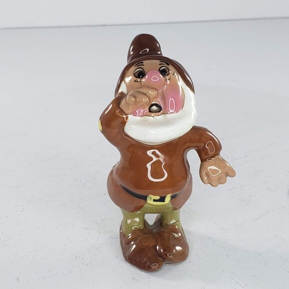 Disney Hagen Renaker Sneezy Snow White Seven Dwarfs Miniature Figurine AS IS